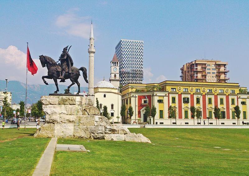 Wonderful Rooftop Tirana City Exteriör bild